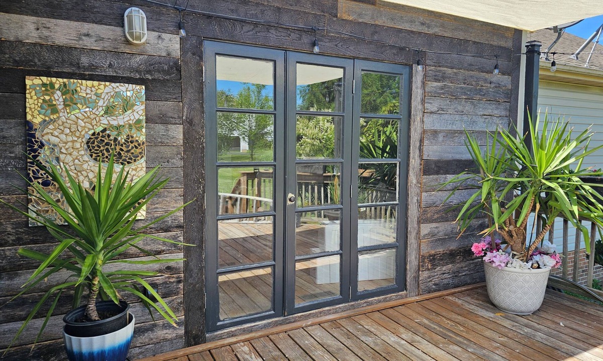 Queenstown Other | Relax in Style at This Airy 3BR/2BA Retreat with Outdoor Oasis