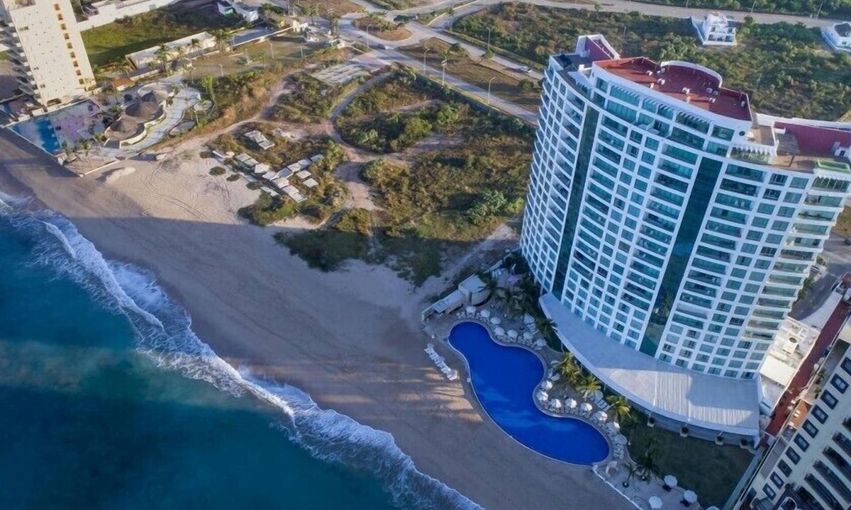 Marina Mazatlan Hotel | Spacious 1BR Condo next to Mazatlan Beach