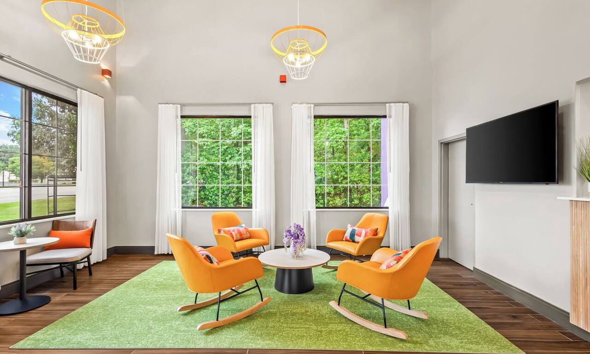 Gwinnett Place Hotel | Spark by Hilton Duluth