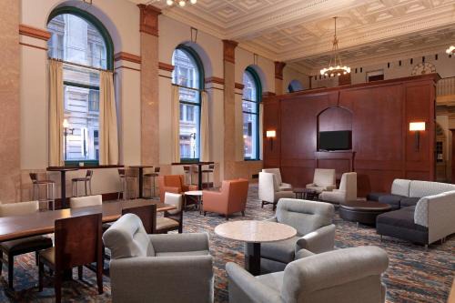 Downtown Baltimore Hotel | SpringHill Suites by Marriott Baltimore Downtown/Inner Harbor