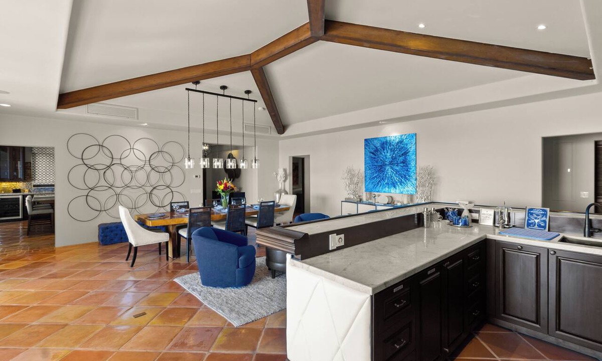 El Medano Ejidal Condo | Stay 4+ Nights & Save Up to 25% - Deluxe 4BR PH -Ocean Views in Cabo