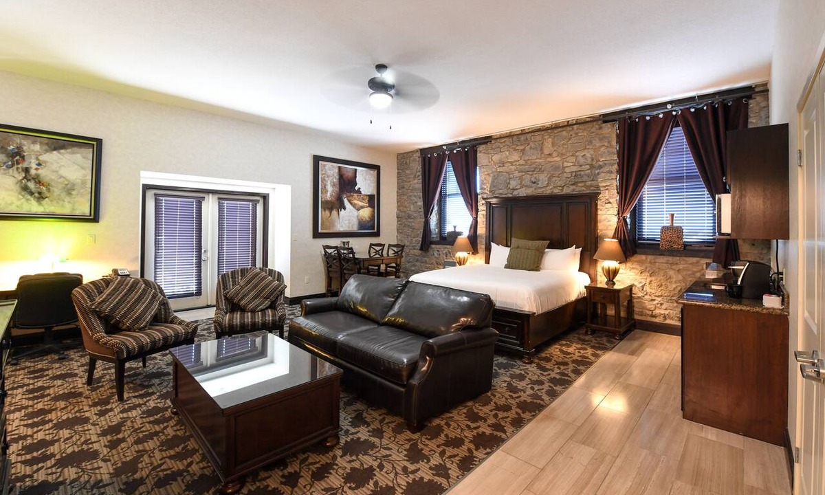 Merritton Hotel | Stone Mill Inn