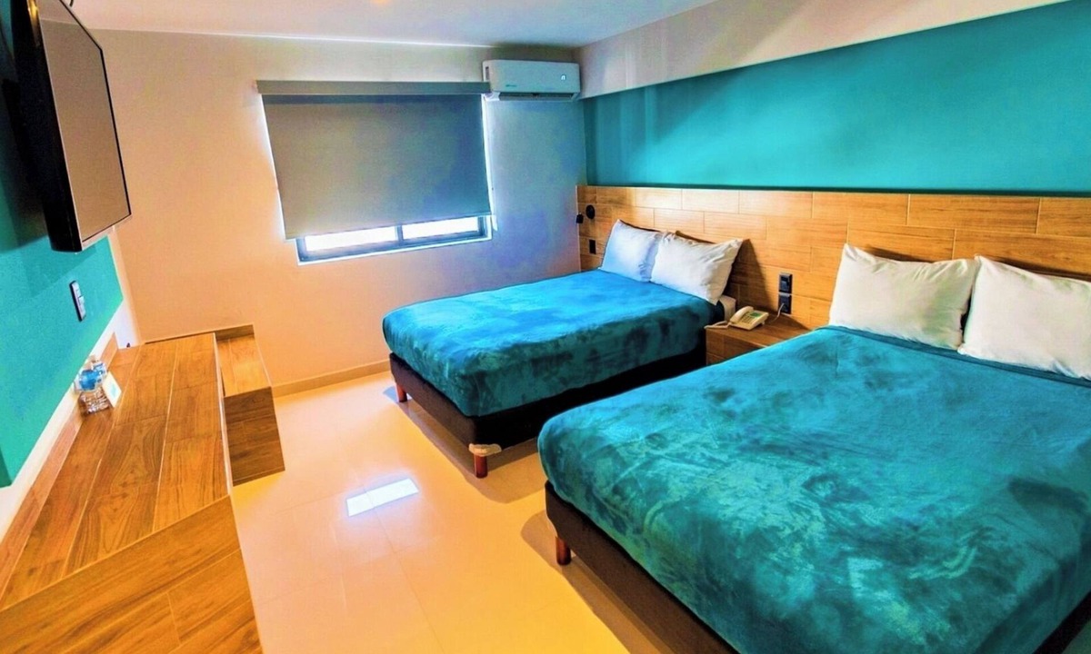 Zona Dorada Hotel | Three Well-Equipped Rooms in a Prime Area Near Dining & Entertainment