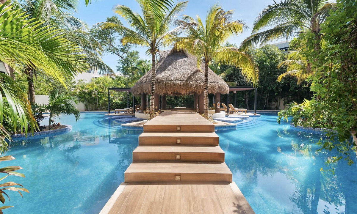 Zama Apartment | Tulum Hideaway with Penthouse, Pool and Jungle