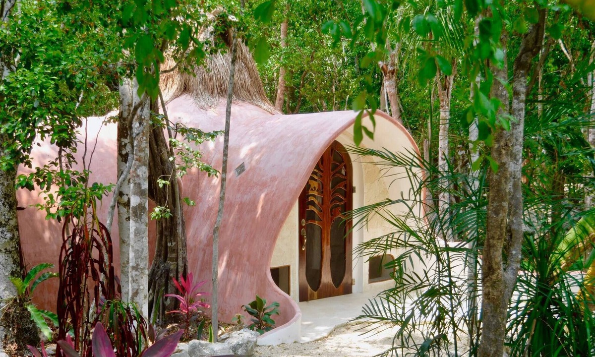 Soliman Bay House | Unique Jungle Dome Kaa