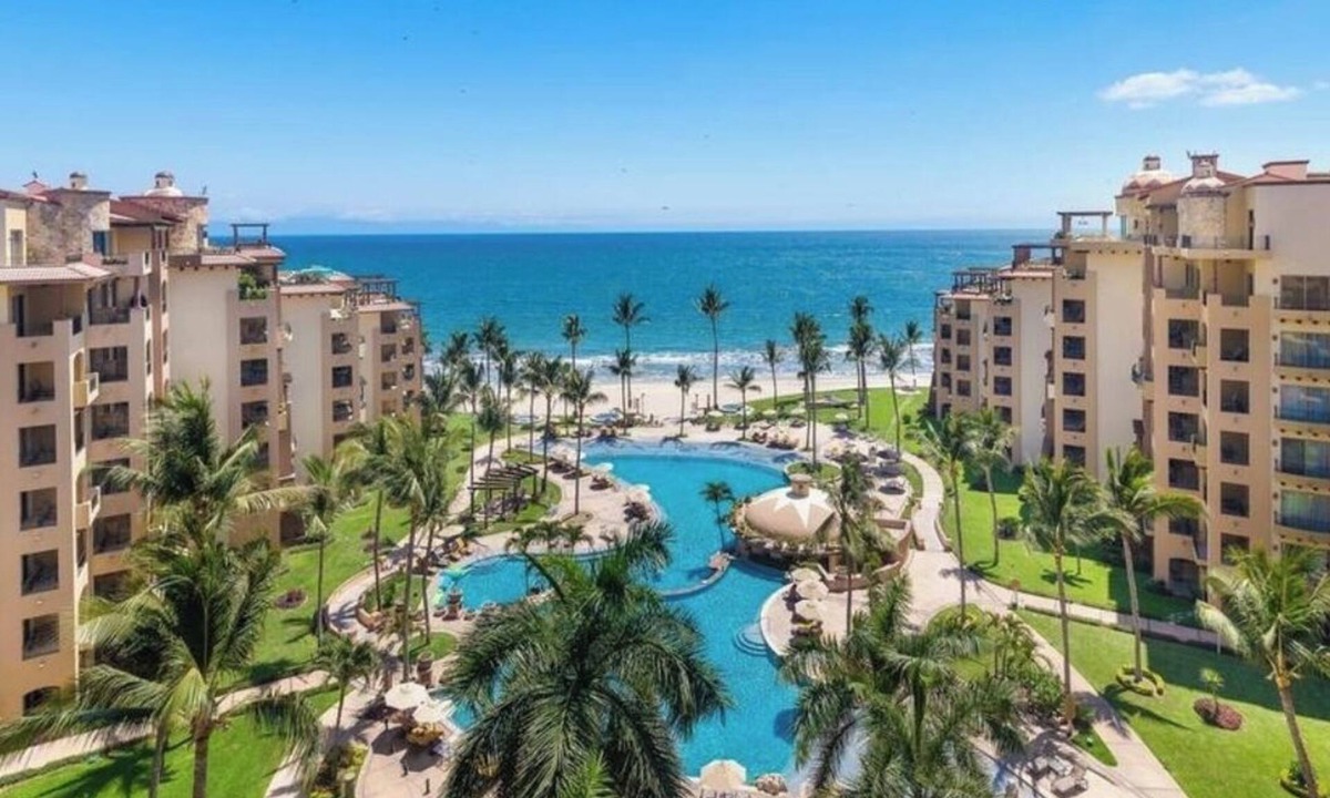 Flamingos Resort | Villa la Estancia Nuevo Vallarta Luxury 2 bedrooms