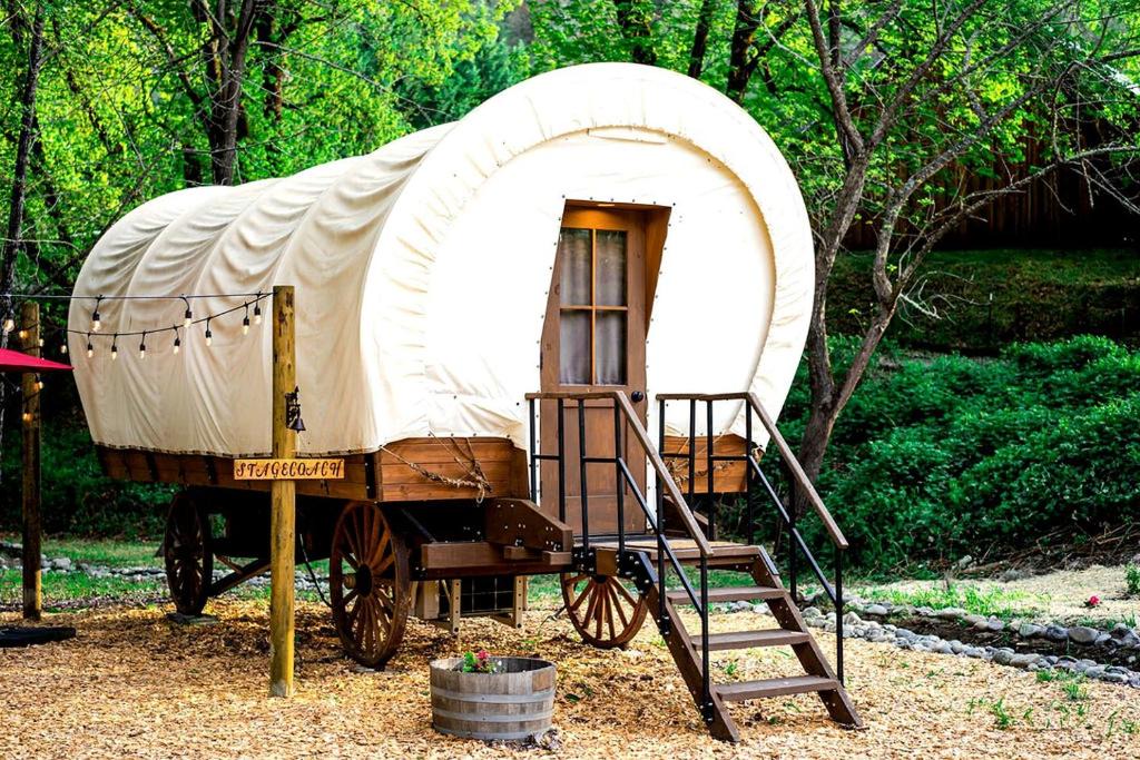 Houston House | Wagon 1
