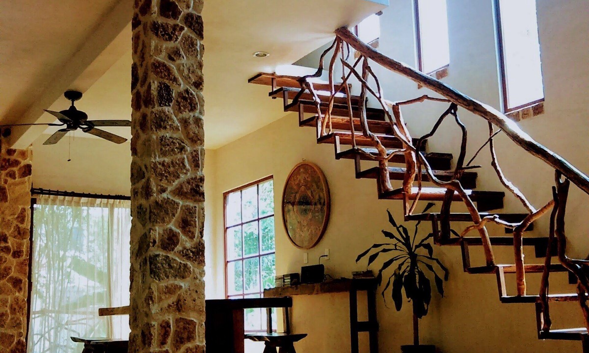 La Veleta House | WELCOME TO YOUR PARADISE! SOULFUL LOFT 10 MIN DRIVE TO THE BEACH & 5 TO CENTER