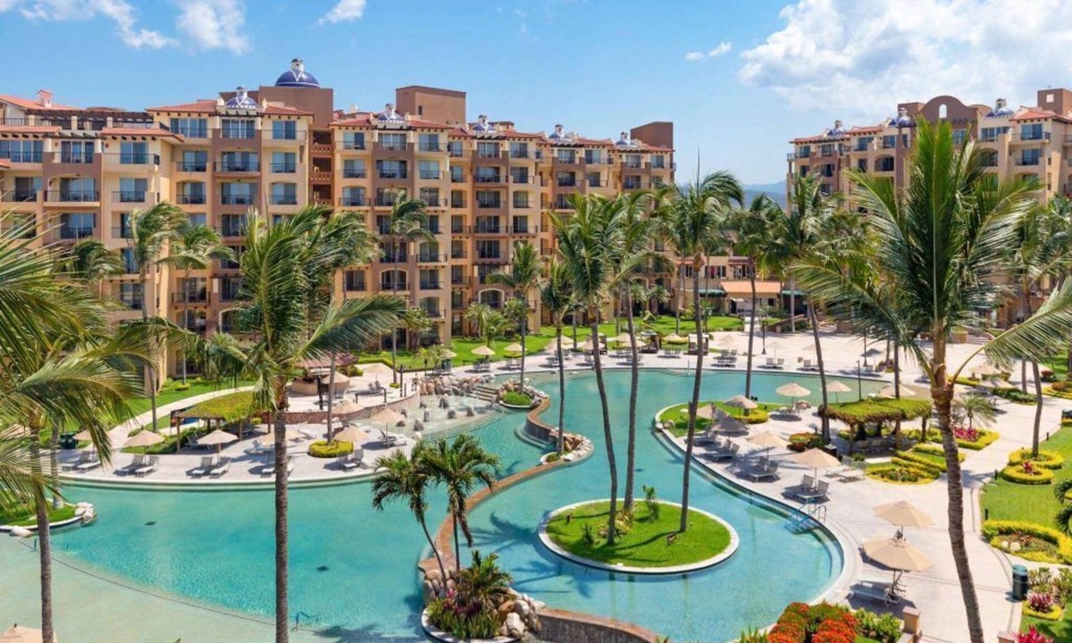 Flamingos Resort | Welcoming, Luxurious Two Bedroom Suite at Villa del Palmar Flamingos!