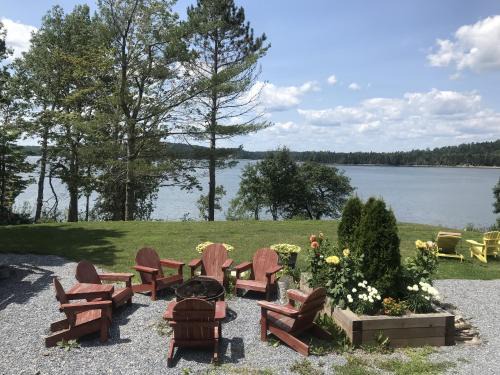 Saint David Cabin | Woodhaven - Seaside Accommodations