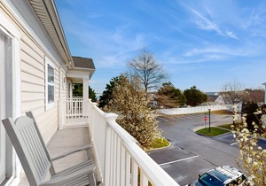 Bayside at Bethany Lakes townhouse with indoor/outdoor pools, dog-friendly in Ocean View