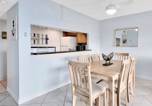 Oceanfront Condo With Balcony. Steps From The Pier. Prime Location 🌊 in Cocoa Beach