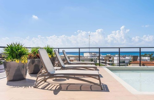 Zazil-ha Condo | 1BR Condo w Rooftop Pool Steps from Beach