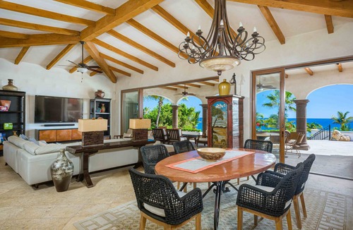 San Jose del Cabo Villa | 2 FREE NIGHTS IN CABO at Casa Alegria!