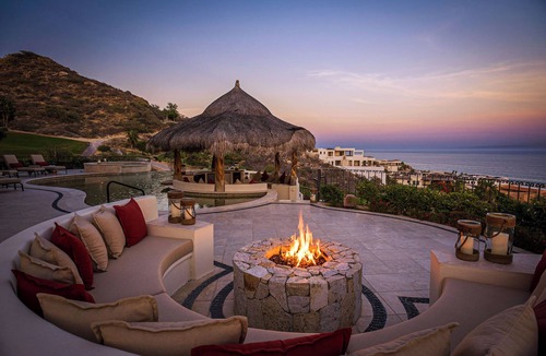 Buzzards Villa | 2 FREE NIGHTS IN CABO at Villa Fondren!