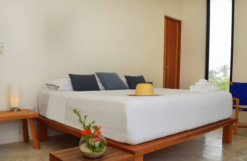 Miramar House | 2 King Bedrooms Beachfront Bliss / Casa Chaká