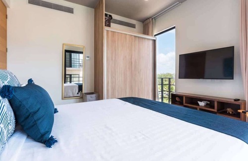 Zazil-ha Condo | 2BR Condo w Rooftop Pool Near Beach