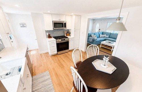 Popponesset House | 3-bedroom, 2 bath Popponesset Cottage with AC - walk to beach and The Spit