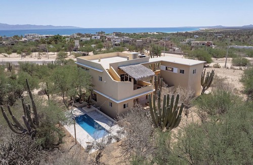 La Ventana House | 3-Bedroom House with Private Pool Near South Beach, La Ventana, BCS