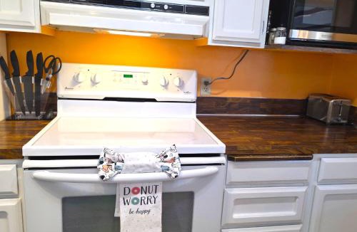 Downtown Klamath Falls House | 3 Queen Beds 2 Bath near Downtown Klamath Falls