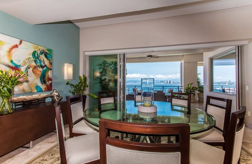 Emiliano Zapata Condo | 3300 sqft Luxury Beach Front Condo! Old Town/Romantic Zone/Molino de Agua