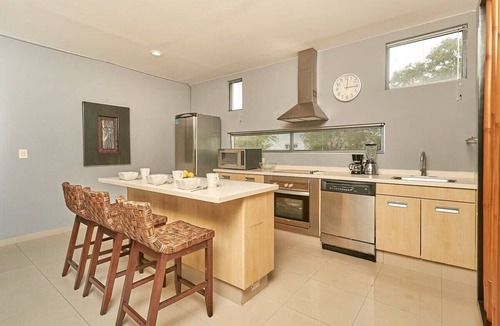 Playacar Fase II Apartment | 3BR condo w/pool & BBQ grill