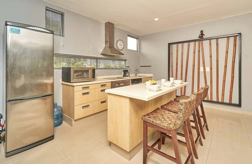 Playacar Fase II Apartment | 3BR condo w/pool & BBQ grill
