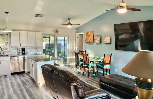 Sun 'N Lake House | 4 For Fore!