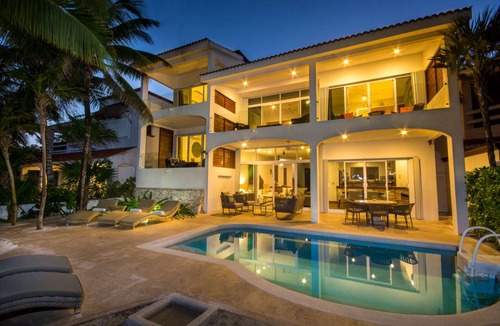 Akumal Villa | 465 m² Villa ∙ 5 bedrooms ∙ 10 guests