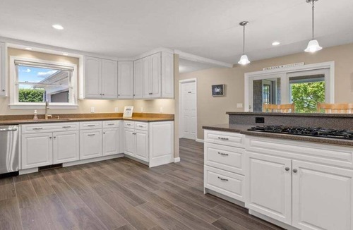 East Orleans House | A Wave From It All: 227-O Overlooks Nauset Beach/Atlantic, Heated Pool, Hot Tub & Fire-pit