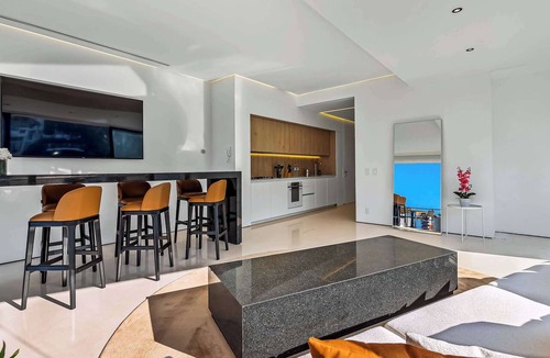 Alta Vista Condo | AlilaHolidays - SOHO PV - 712 - 2BR Condo & Great Rooftop in PV