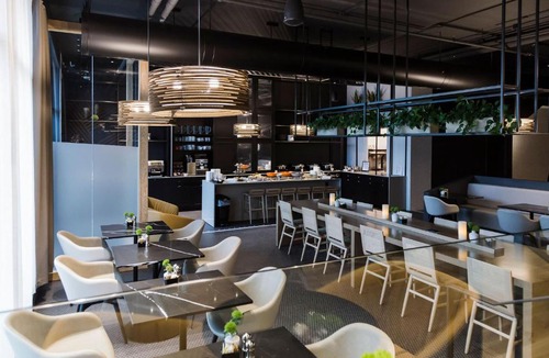 Saskatoon Downtown Hotel | Alt Hotel Saskatoon