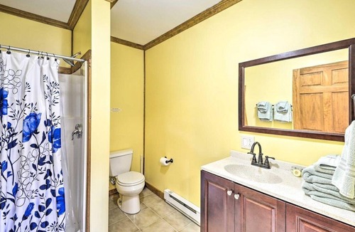 Pleasant Mount Hotel | Andalusian Suite · Poconos Retreat Near NYC