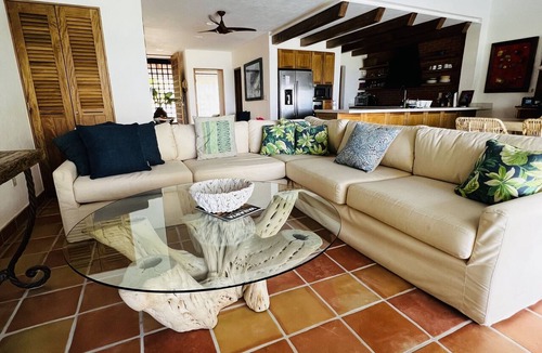 La Puntilla House | Beach front casa hacienda style