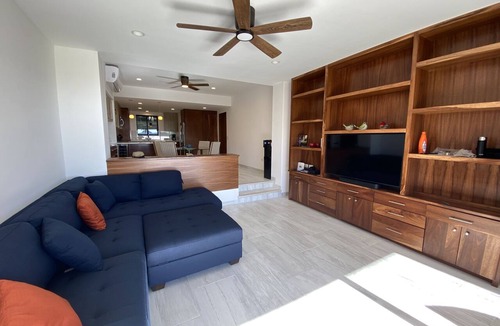 San Jose del Cabo Condo | Beach Front Pool Fully Kitchen Breathtaking Sea Views Close to Everything