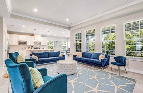 Ocean View House | Beach retreat home with covered patio, W/D, fast WiFi, and central AC