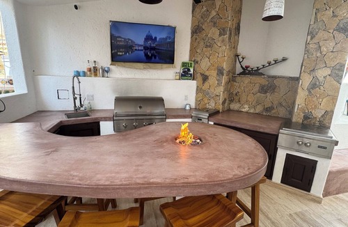 Buenavista Villa | Beach Snorkeling Paradise, coveted Mar y Sol private waterfront Villa
