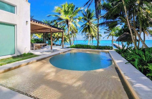 Soliman Bay House | Beachfront 8BR Villa, Private Pool