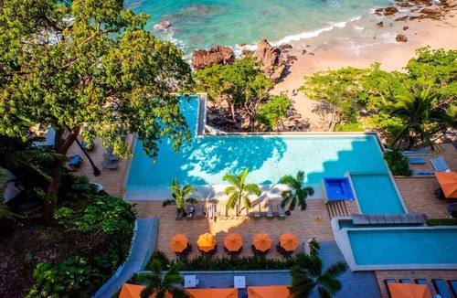 Amapas Apartment | Beachfront Luxury + Direct Beach Access + Rooftop Pools + Views