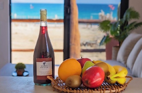 El Sargento Cabin | Beachfront Upstairs Cabin at Rasta Beach with Stunning Ocean Views, Palizada Del Mar