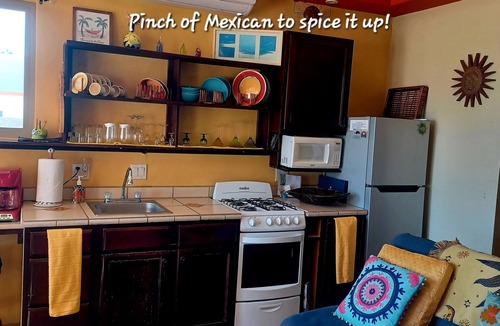 Las Conchas Apartment | ⛱BEAT the HEAT– COOL PRICE DROP🡻 SUNSET 5✴︎CASITA 60 steps to LAS CONCHAS BEACH