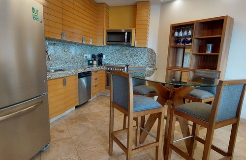 San Antonio Tlayacapan Apartment | Beautiful 2 BR in El Dorado with gorgeous views!