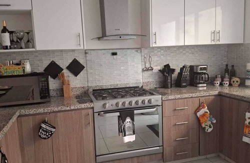 Popotla House | Beautiful 3-bedroom house with amazing ocean views and AC in charming Rosarito