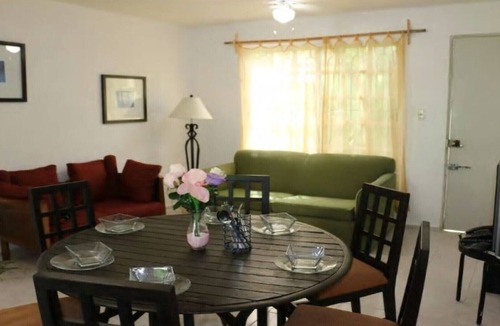 Downtown Cancun House | Beautiful Paty petite House.