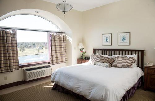 Ashfield-Colborne-Wawanosh Hotel | Benmiller Inn & Spa