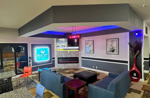 Eagan Hotel | Blue Way Inn Eagan Extended Stay - 1 King Bed Non Smoking