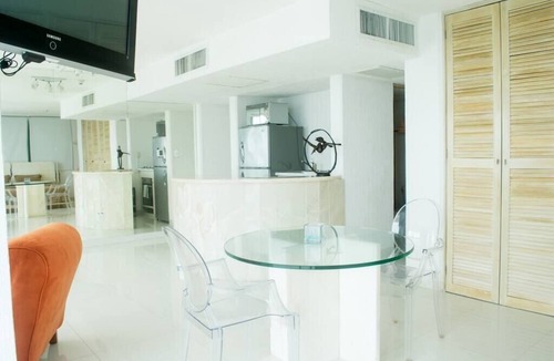 Zona Hotelera Condo | breathtaking studio, w/ocean and lagoon views, amazing wrap around balcony,.