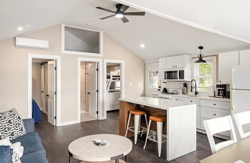 Alton Bay Cabin | Cabin 48 at Historic Sandy Point Resort W/Boat Slip and Onsite Boat Ramp