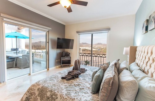 El Medano Ejidal Condo | CABO PENTHOUSE CONDO - Rooftop deck with Private Jacuzzi at Puerta Cabos Village