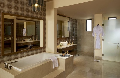 Los Cangrejos II y III Resort | Cabo San Lucas Private resort and getaway home away from home book now